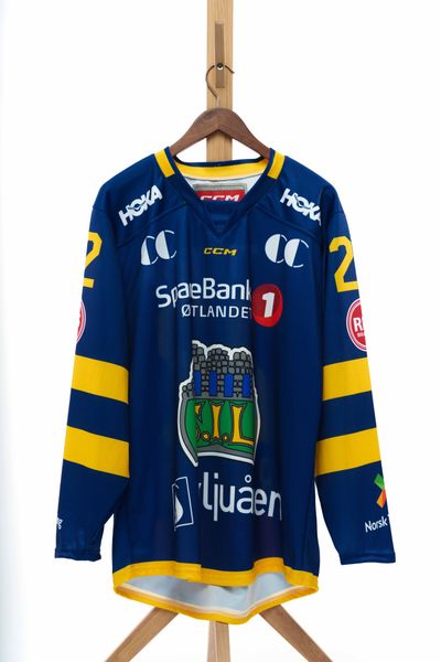 Drakt 26/27 VOKSEN med Trykk #22